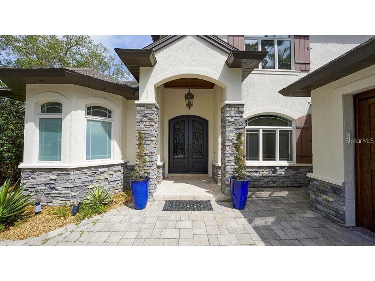 1725 Bonita Court Sarasota FL 34239 A4655035 image5