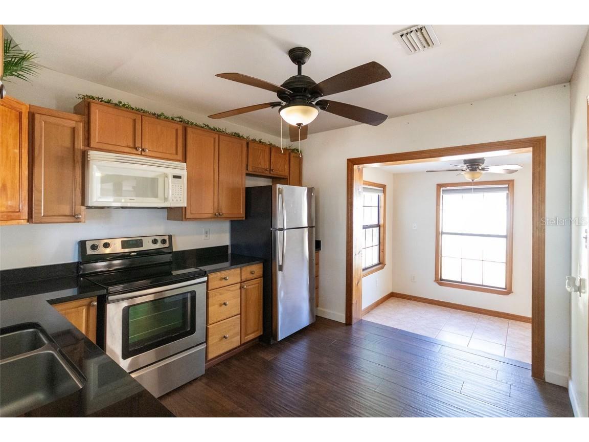 1725 Bradshaw Lane N Saint Petersburg FL 33710 TB8448917 image11