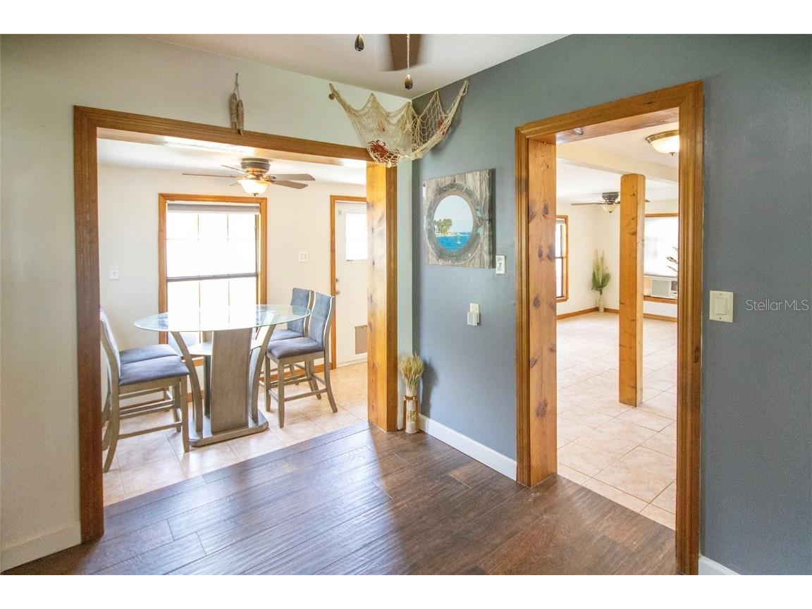 1725 Bradshaw Lane N Saint Petersburg FL 33710 TB8448917 image14