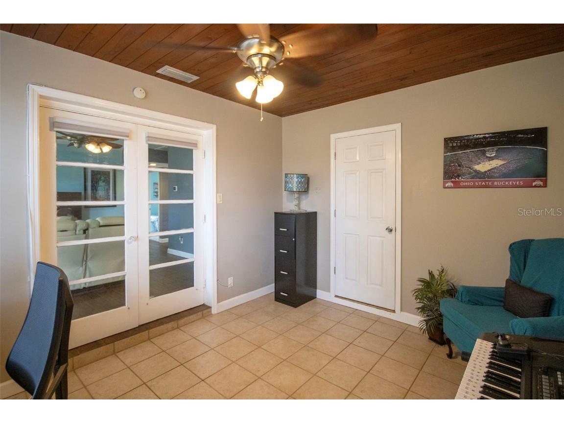 1725 Bradshaw Lane N Saint Petersburg FL 33710 TB8448917 image7