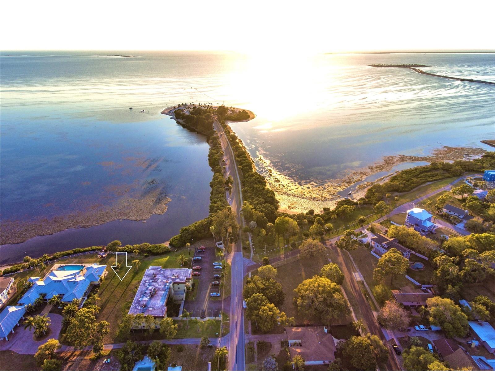 1725 Gulf Road Tarpon Springs FL 34689 - GULF OF MEXICO TB8515144 image3