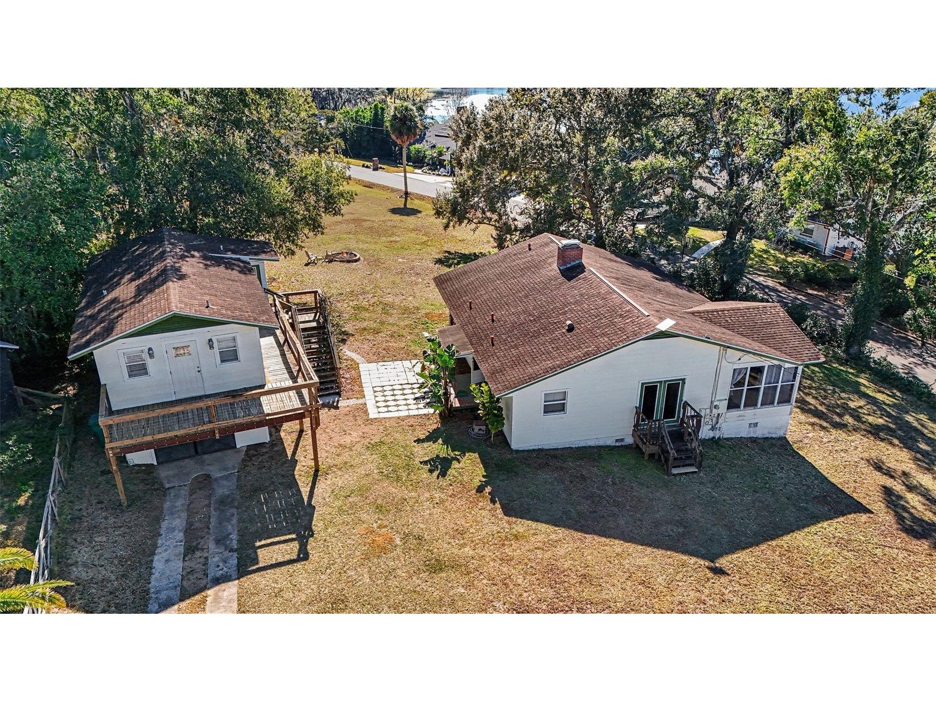 1725 Hamilton Street Eustis FL 32726 - West Crooked Lake G5111753 image1