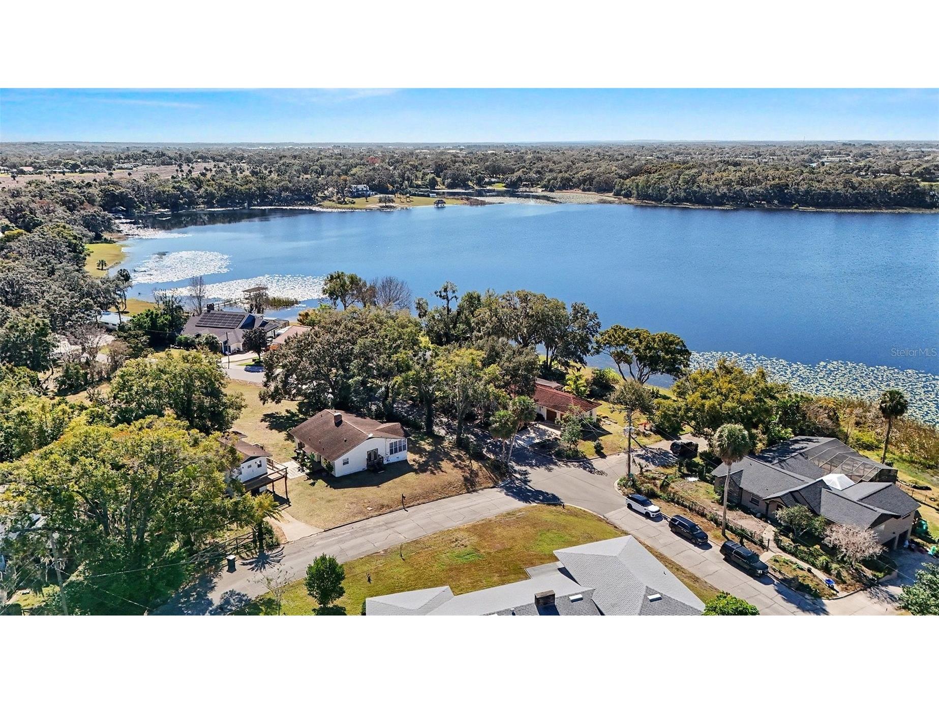 1725 Hamilton Street Eustis FL 32726 - West Crooked Lake G5111753 image2