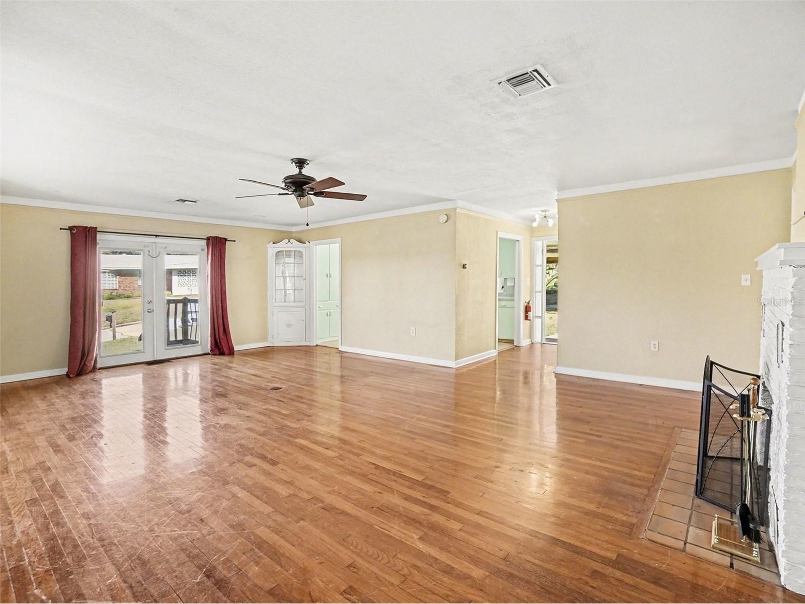 1725 Hamilton Street Eustis FL 32726 - West Crooked Lake G5111753 image4