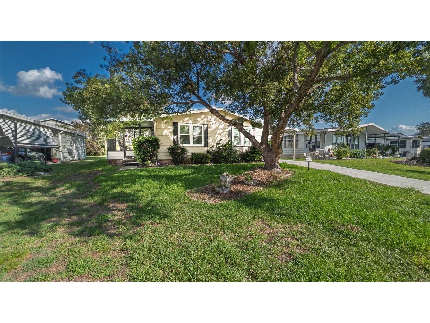 1725 Hilton Head Boulevard Lady Lake FL 32159 O6321543 image1