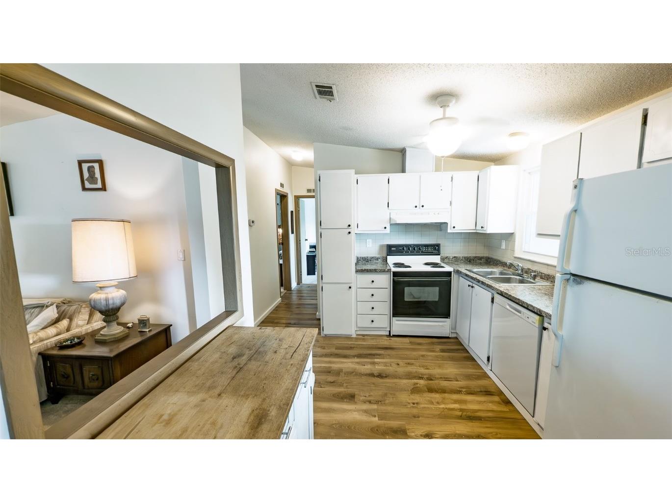 1725 Hilton Head Boulevard Lady Lake FL 32159 O6321543 image4