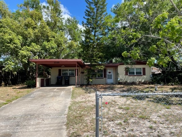 1725 Kingsland Avenue Orlando FL 32808 O6105722 image1