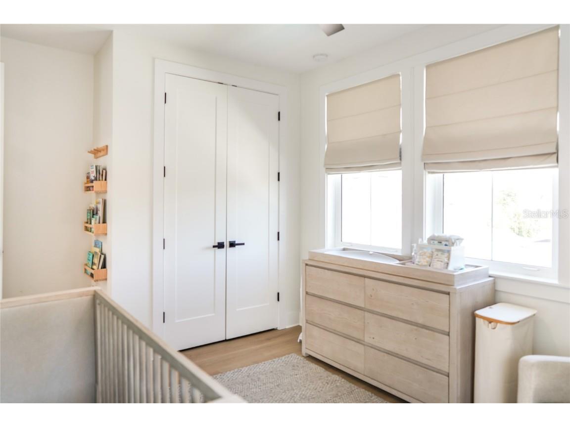 1725 Massachusetts Avenue NE Saint Petersburg FL 33703 TB8368130 image20