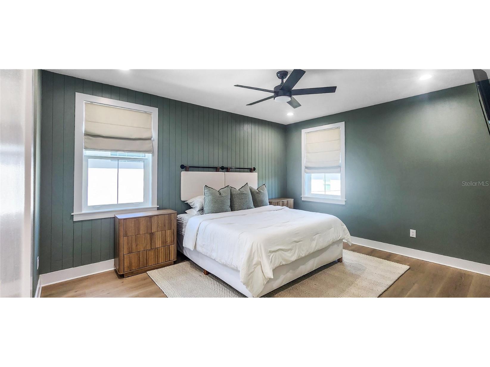 1725 Massachusetts Avenue NE Saint Petersburg FL 33703 TB8368130 image23