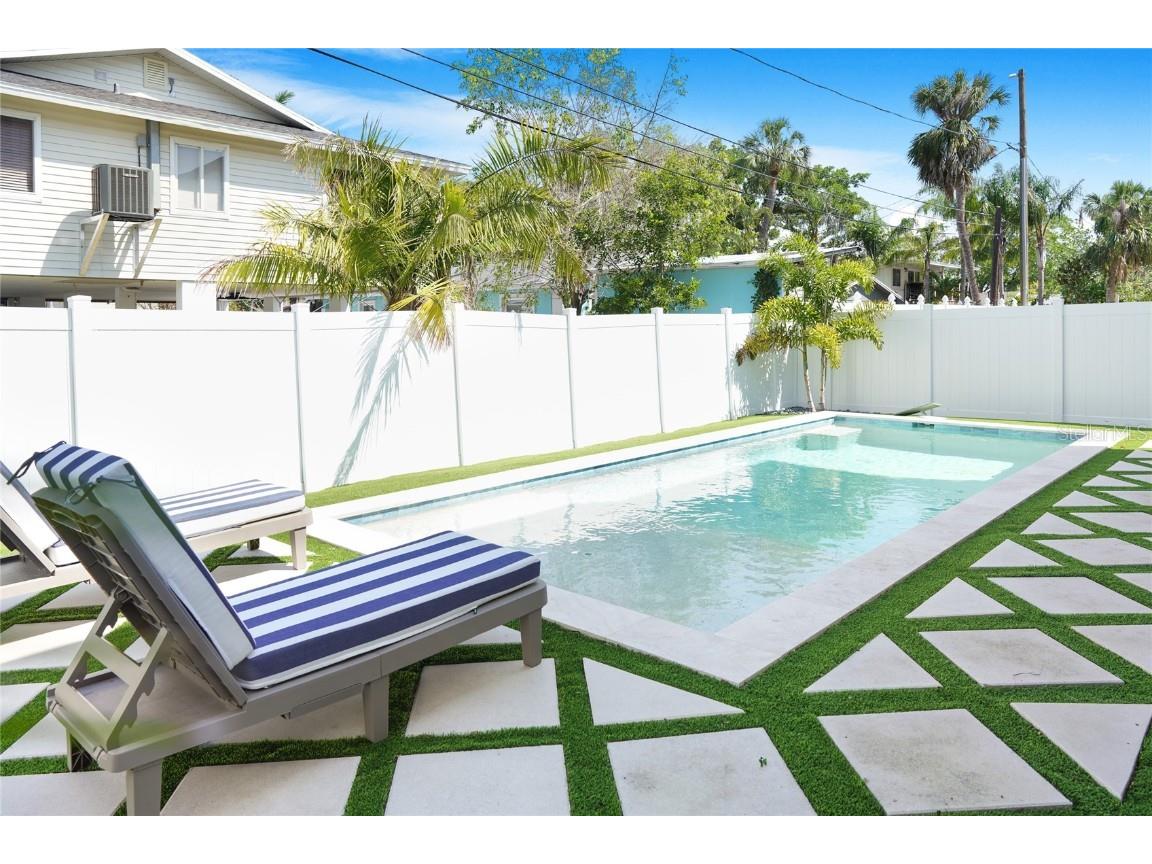 1725 Massachusetts Avenue NE Saint Petersburg FL 33703 TB8368130 image28