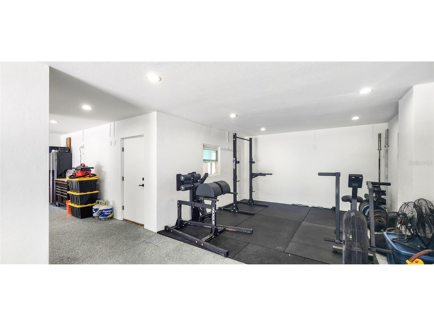 1725 Massachusetts Avenue NE Saint Petersburg FL 33703 TB8368130 image36