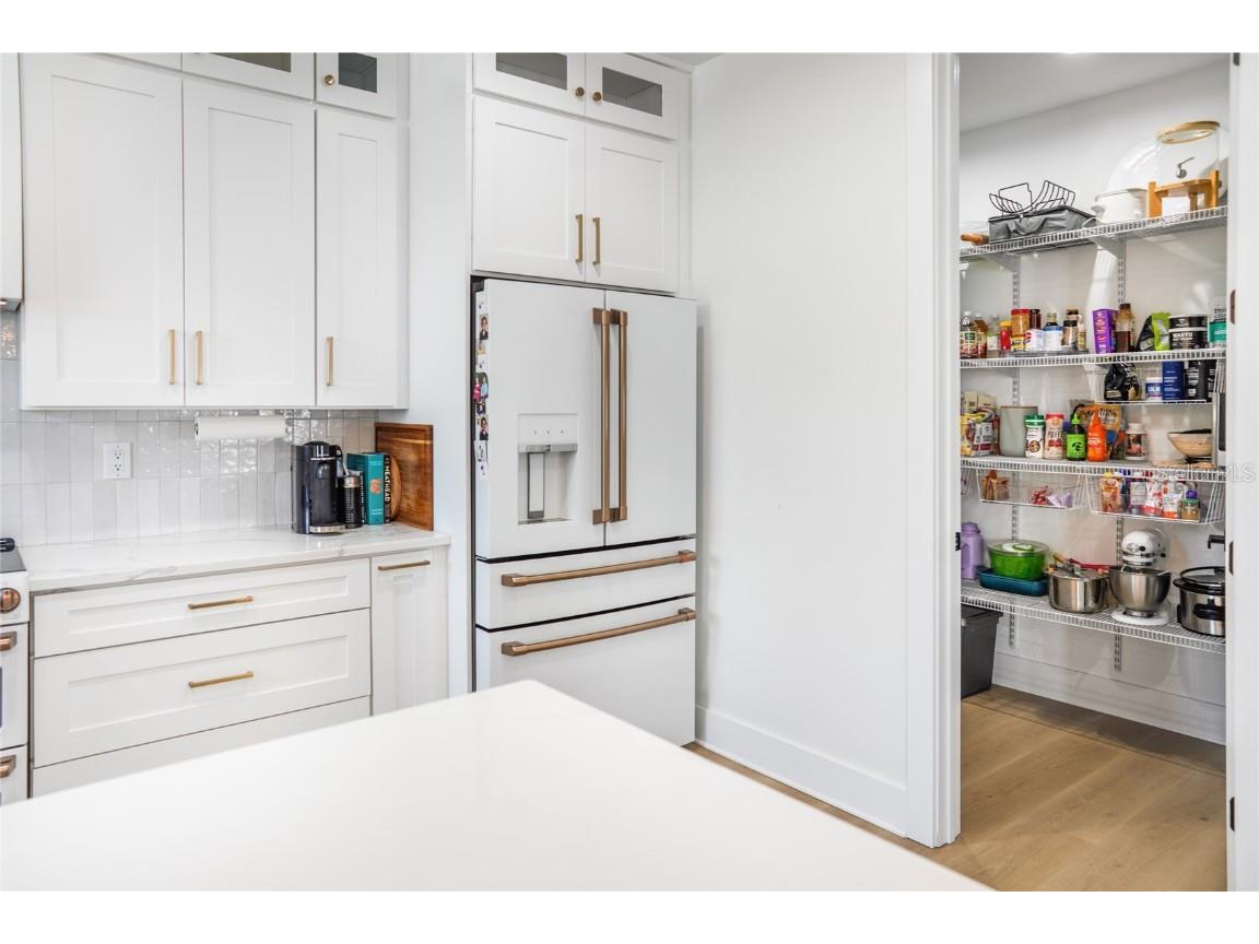 1725 Massachusetts Avenue NE Saint Petersburg FL 33703 TB8368130 image6