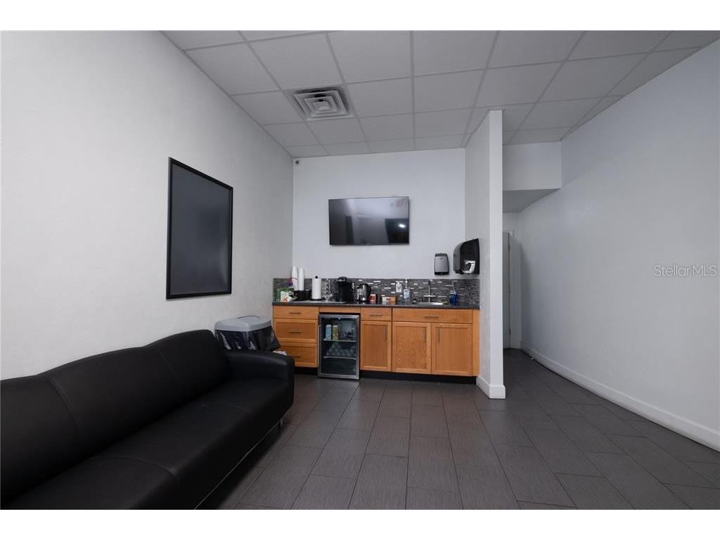 1725 N Main Street Gainesville FL 32609 GC518094 image21