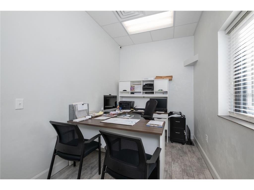 1725 N Main Street Gainesville FL 32609 GC518094 image27