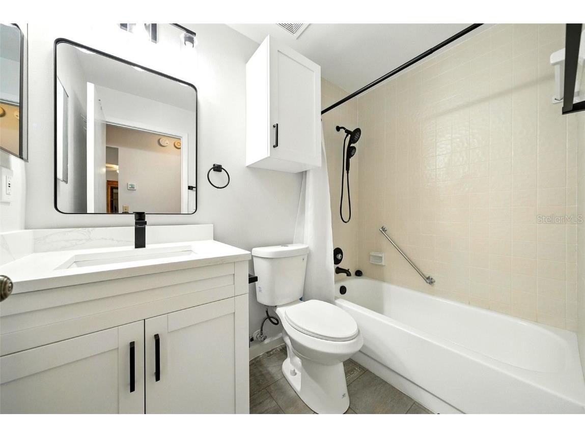 1725 Pine Ridge Way E #E Palm Harbor FL 34684 TB8458482 image24