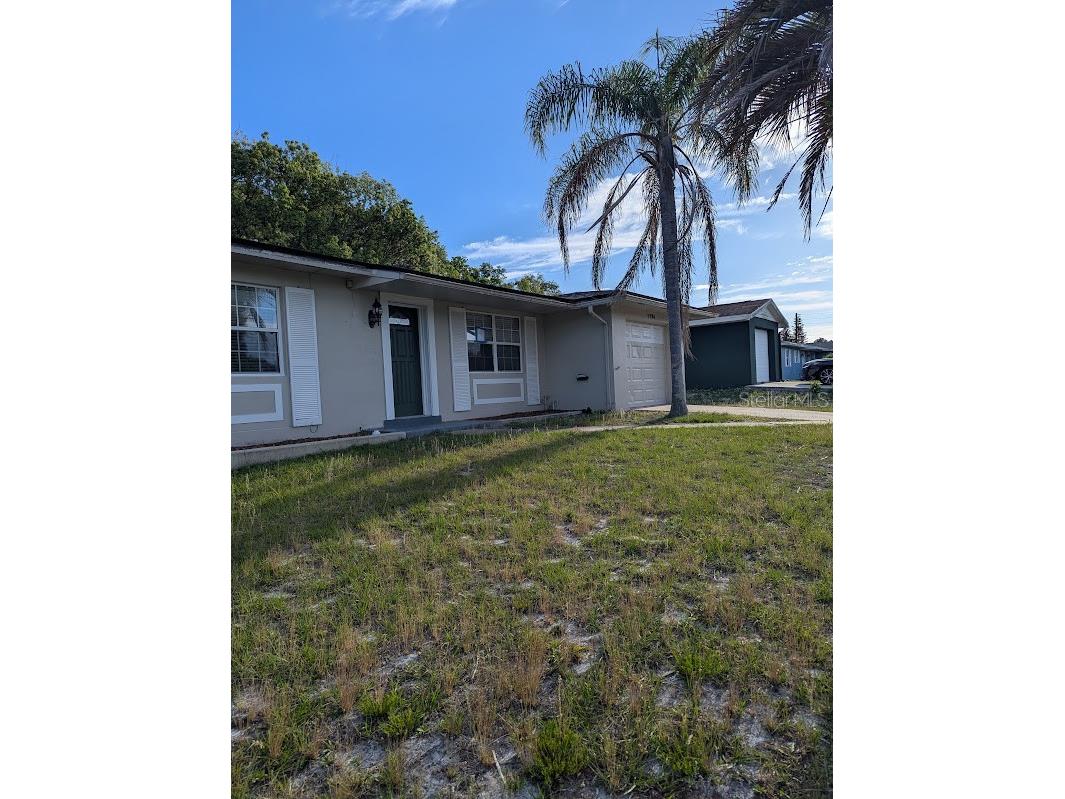 1725 Twin Oak Street Deltona FL 32725 V4948034 image1