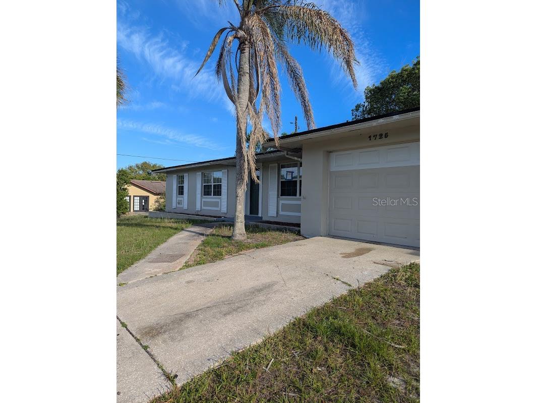 1725 Twin Oak Street Deltona FL 32725 V4948034 image2