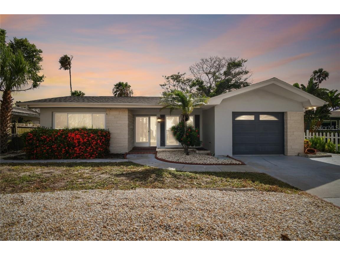 17255 2nd Street E North Redington Beach FL 33708 U8245458 image1