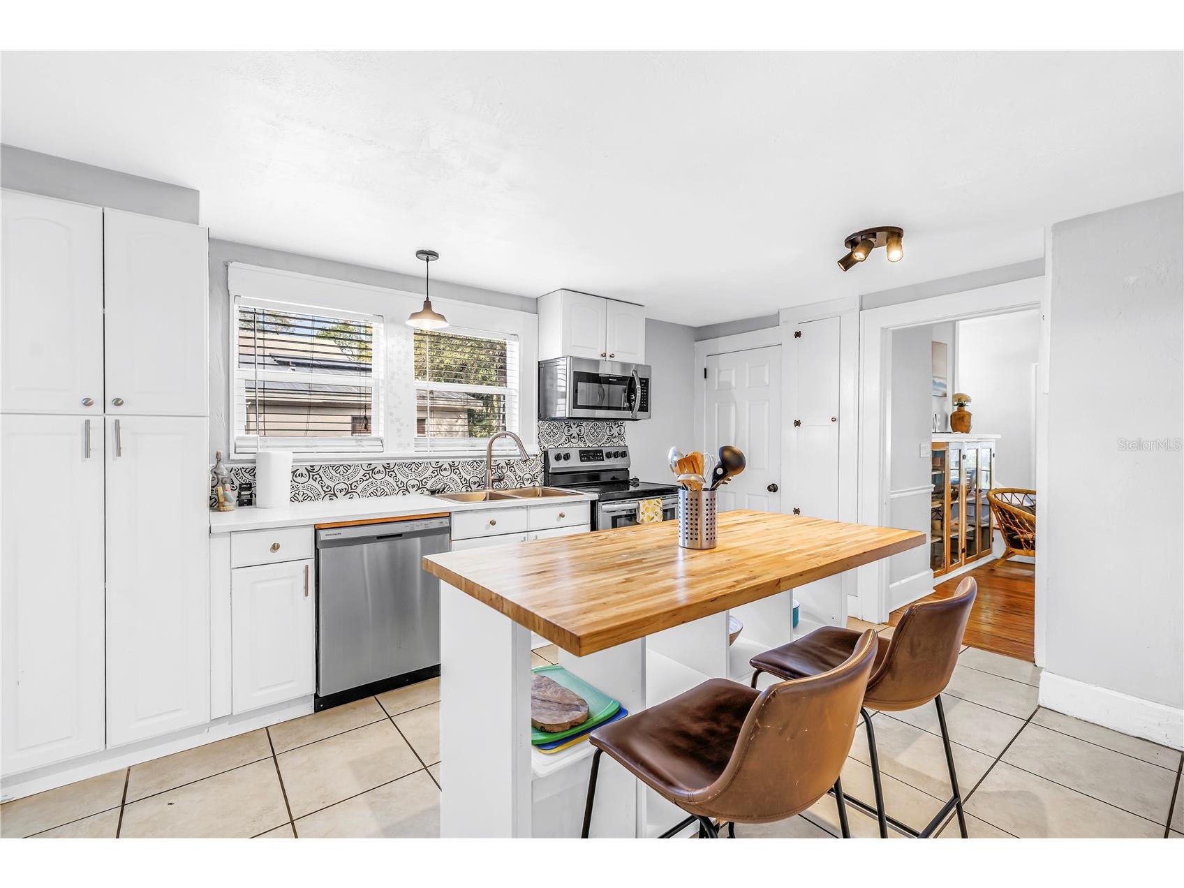 1726 2nd Avenue N Saint Petersburg FL 33713 TB8475325 image12