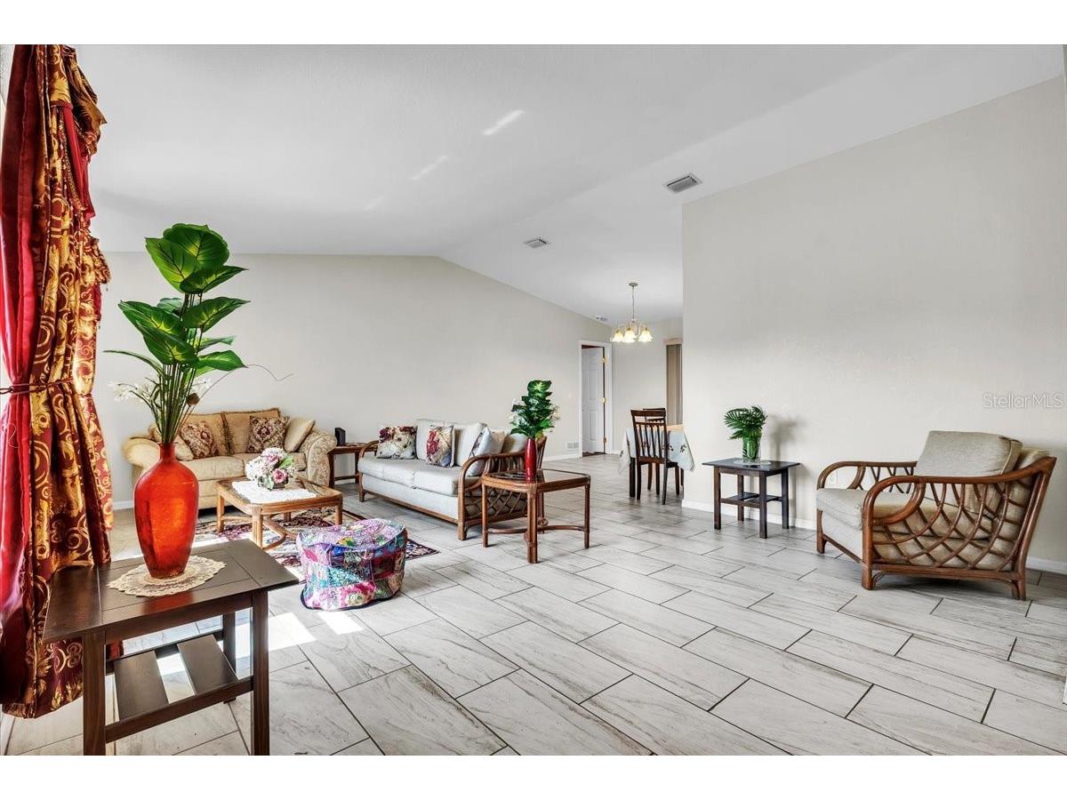 1726 Blue Lake Circle Punta Gorda FL 33983 C7522280 image4