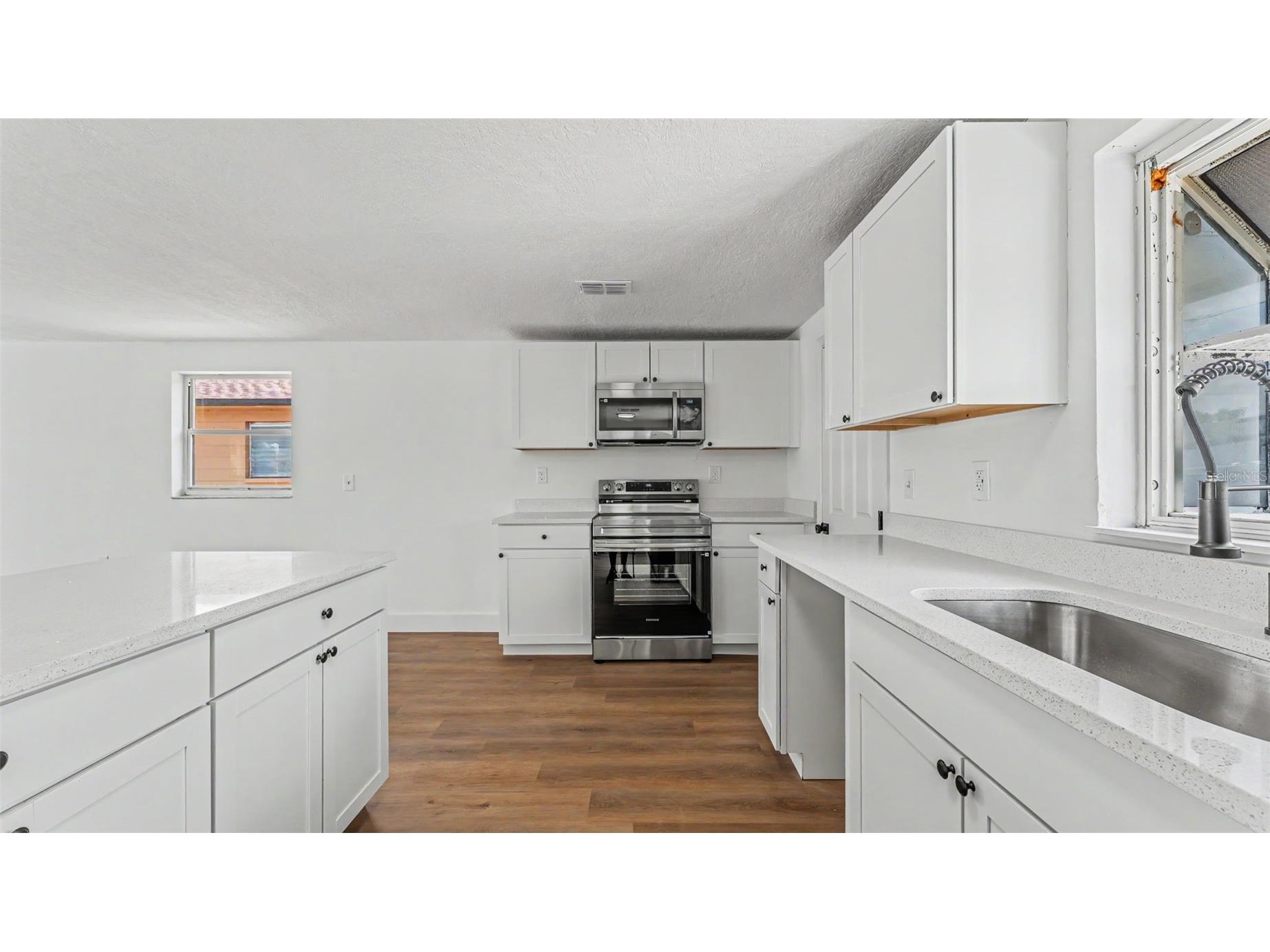 1726 Cordova Circle W Lakeland FL 33801 L4963141 image10