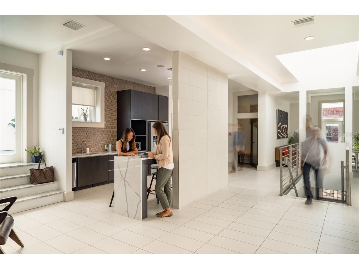 1726 E 7th Avenue #9 & 10 AND 13-15 Tampa FL 33605 TB8371630 image4