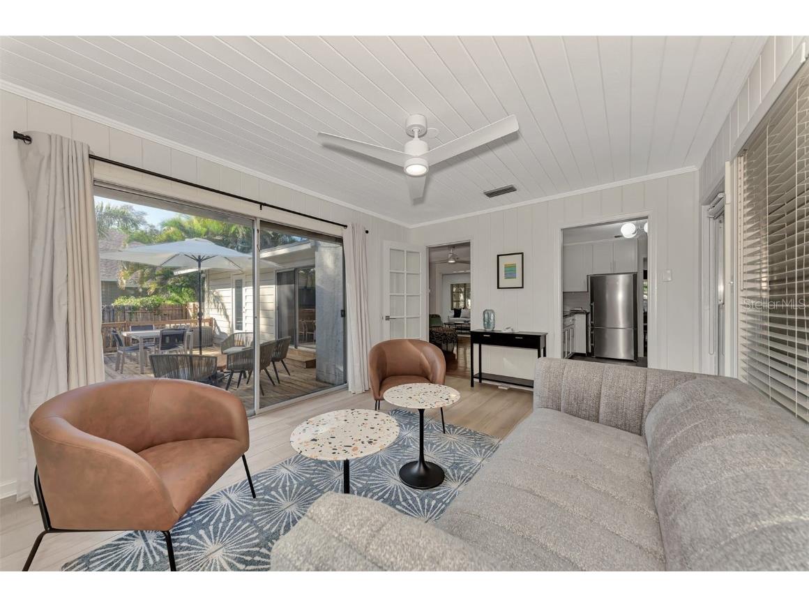 1726 Floyd Street Sarasota FL 34239 A4664721 image24