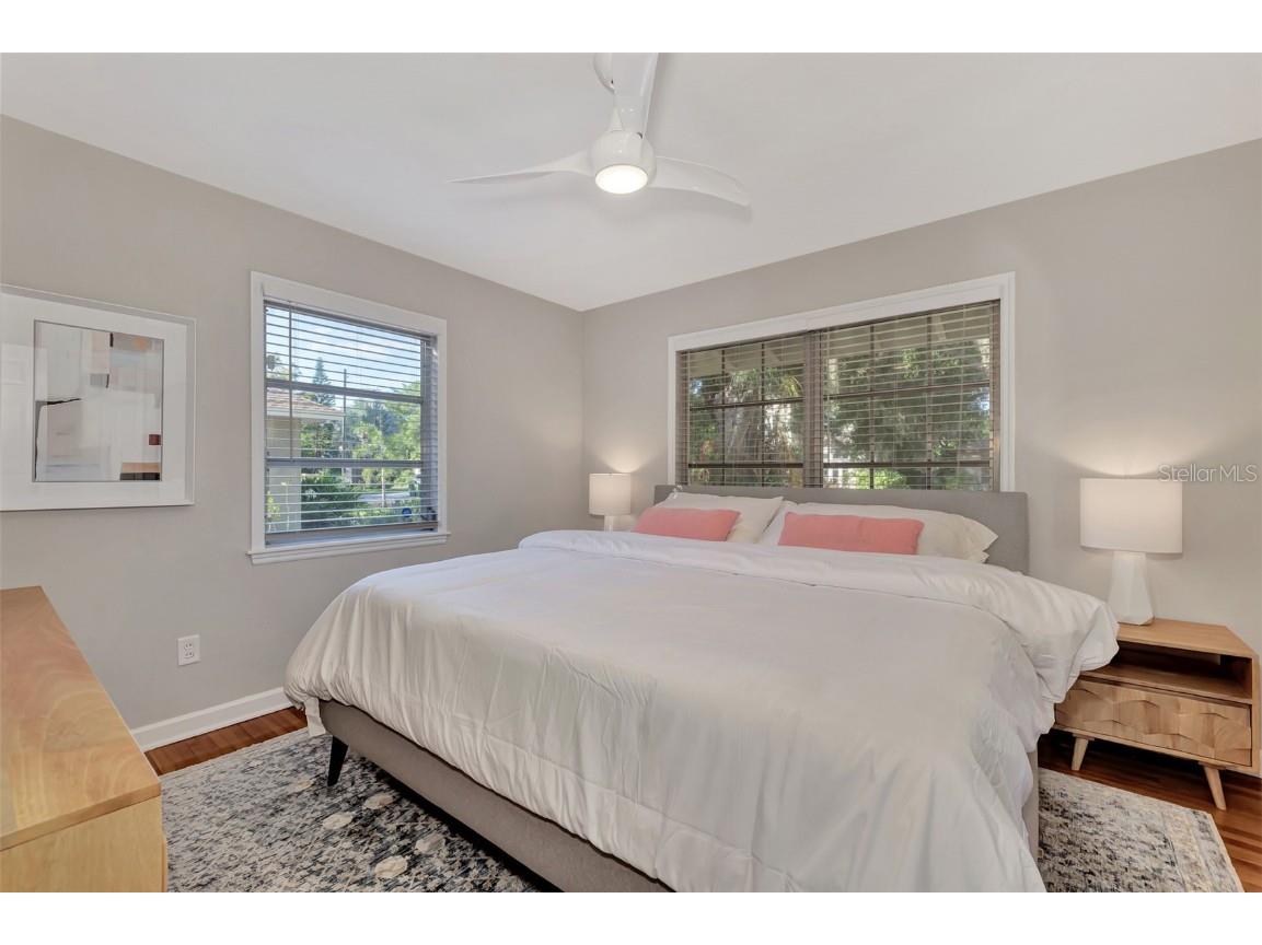 1726 Floyd Street Sarasota FL 34239 A4664721 image25