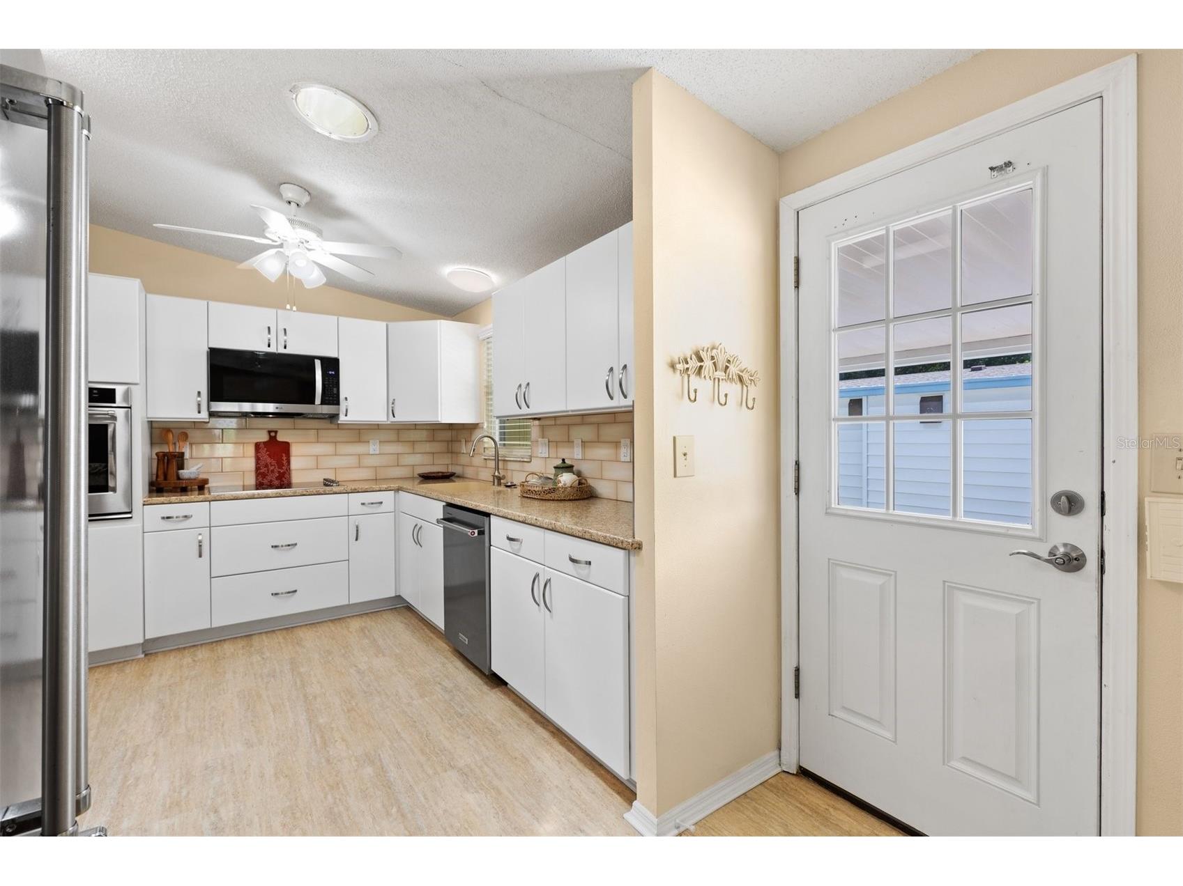 1726 Hilton Head Boulevard Lady Lake FL 32159 G5114051 image5
