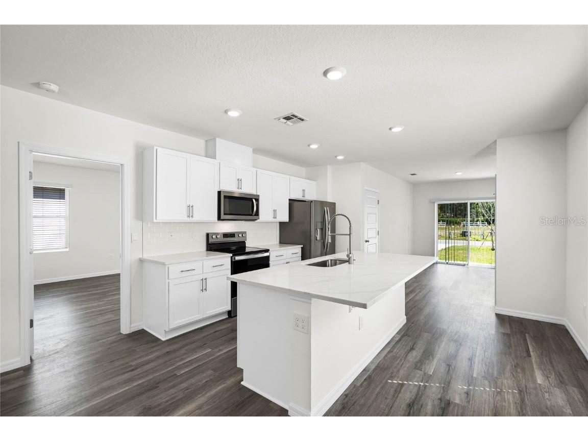 1726 Hummingbird Road Winter Haven FL 33884 O6372105 image4