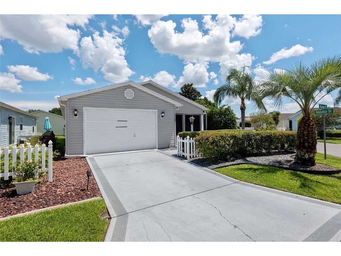 1726 Moreno Place Lady Lake FL 32159 OM682352 image1