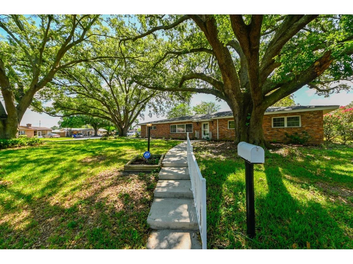 1726 Roanoke Avenue Lakeland FL 33803 T3528843 image1