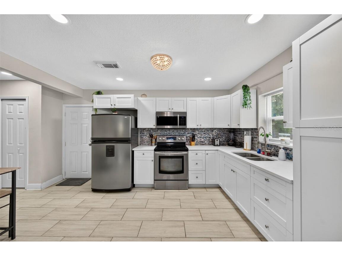 1726 W Humphrey Street Tampa FL 33604 TB8418477 image10