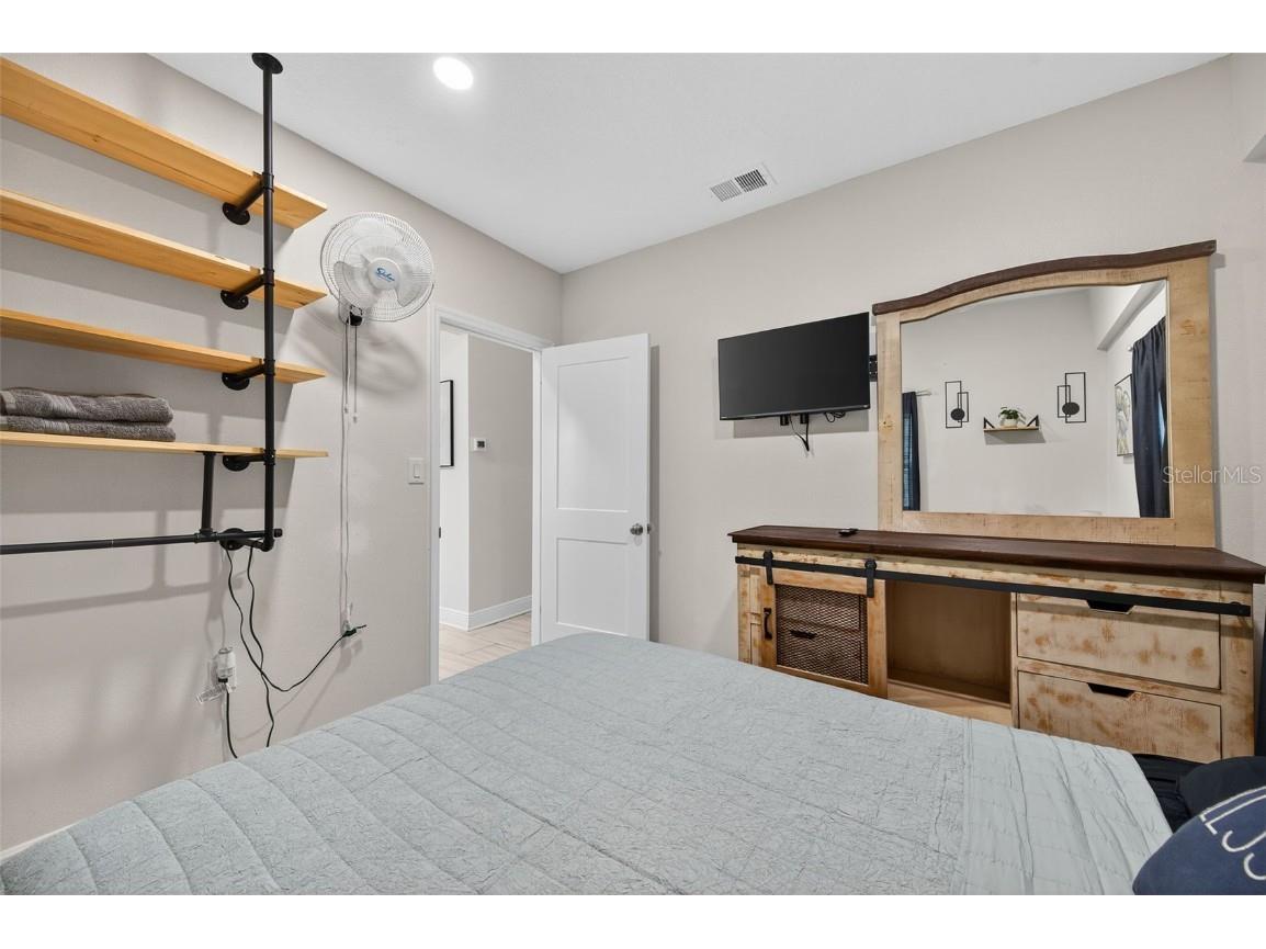 1726 W Humphrey Street Tampa FL 33604 TB8418477 image16