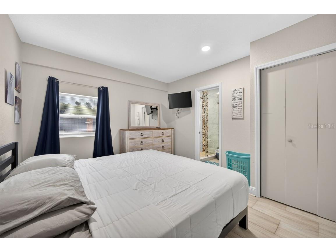 1726 W Humphrey Street Tampa FL 33604 TB8418477 image28