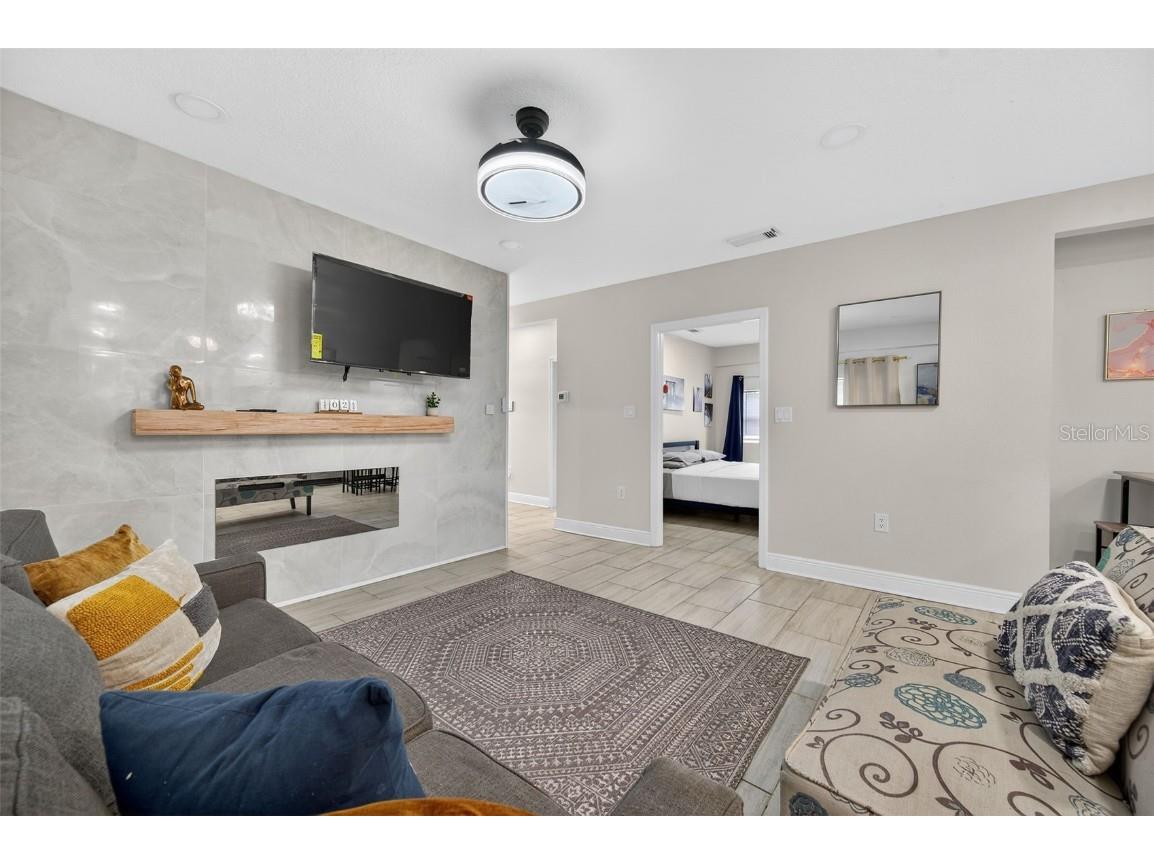 1726 W Humphrey Street Tampa FL 33604 TB8418477 image6