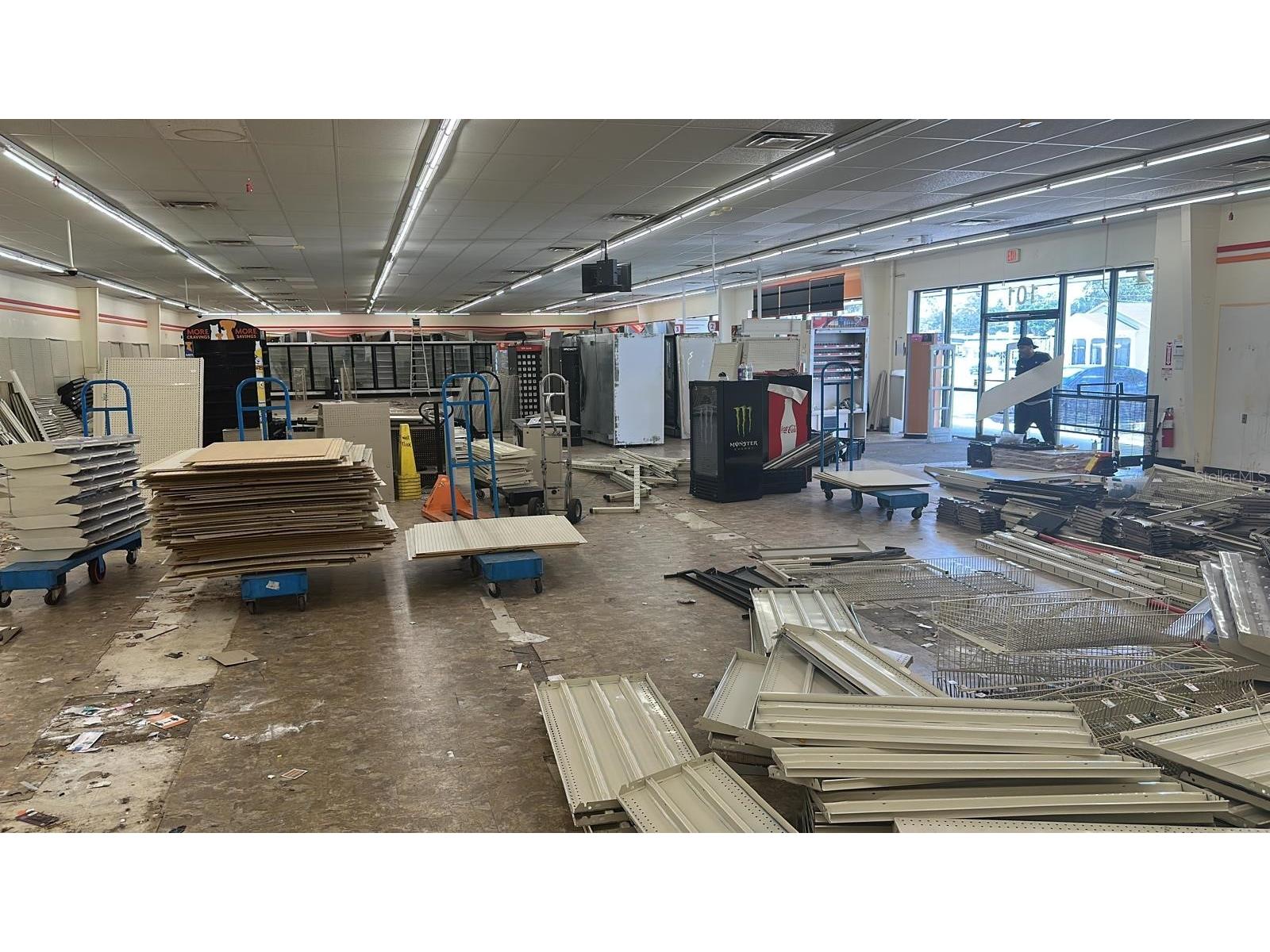 1727 E Busch Boulevard Tampa FL 33612 TB8524714 image12
