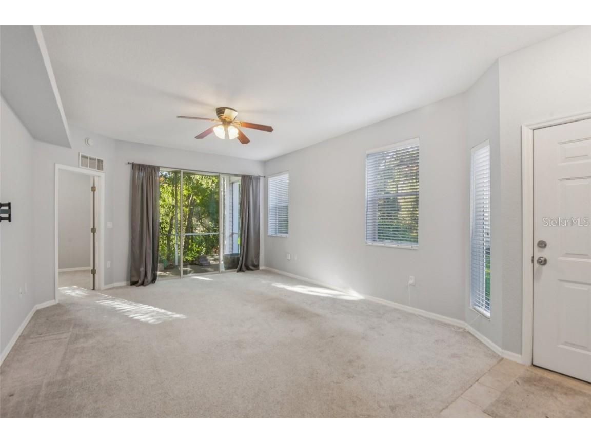 1727 Hammocks Avenue #BLDG 16 Lutz FL 33549 TB8437503 image6