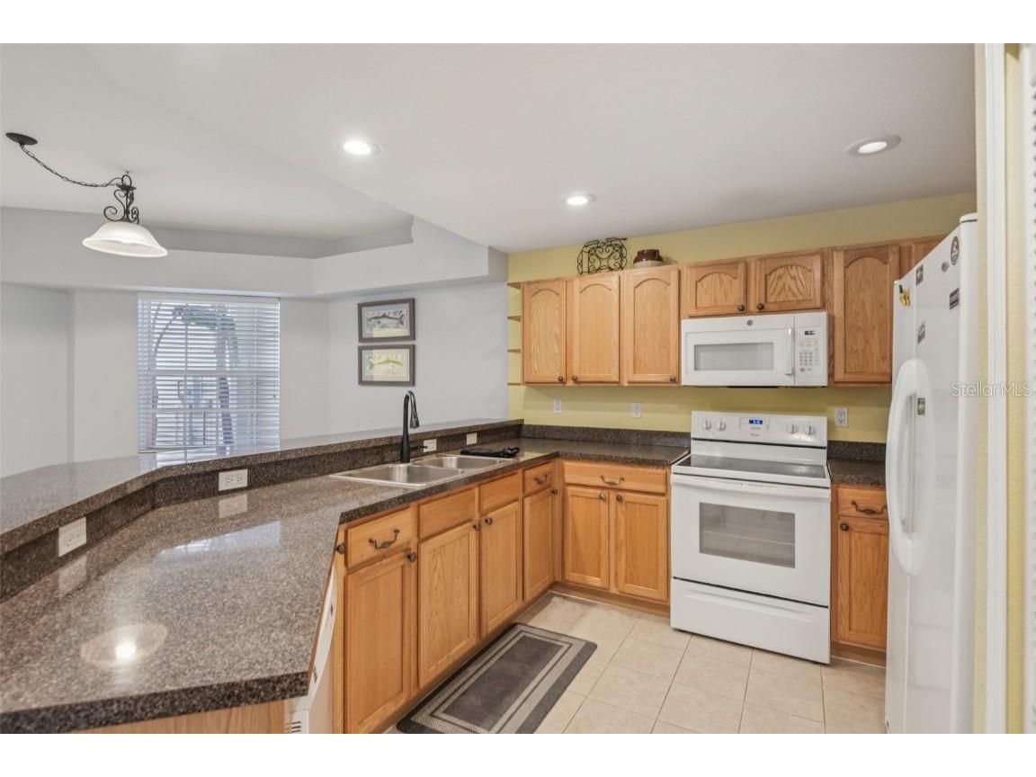 1727 Hammocks Avenue #BLDG 16 Lutz FL 33549 TB8437503 image8