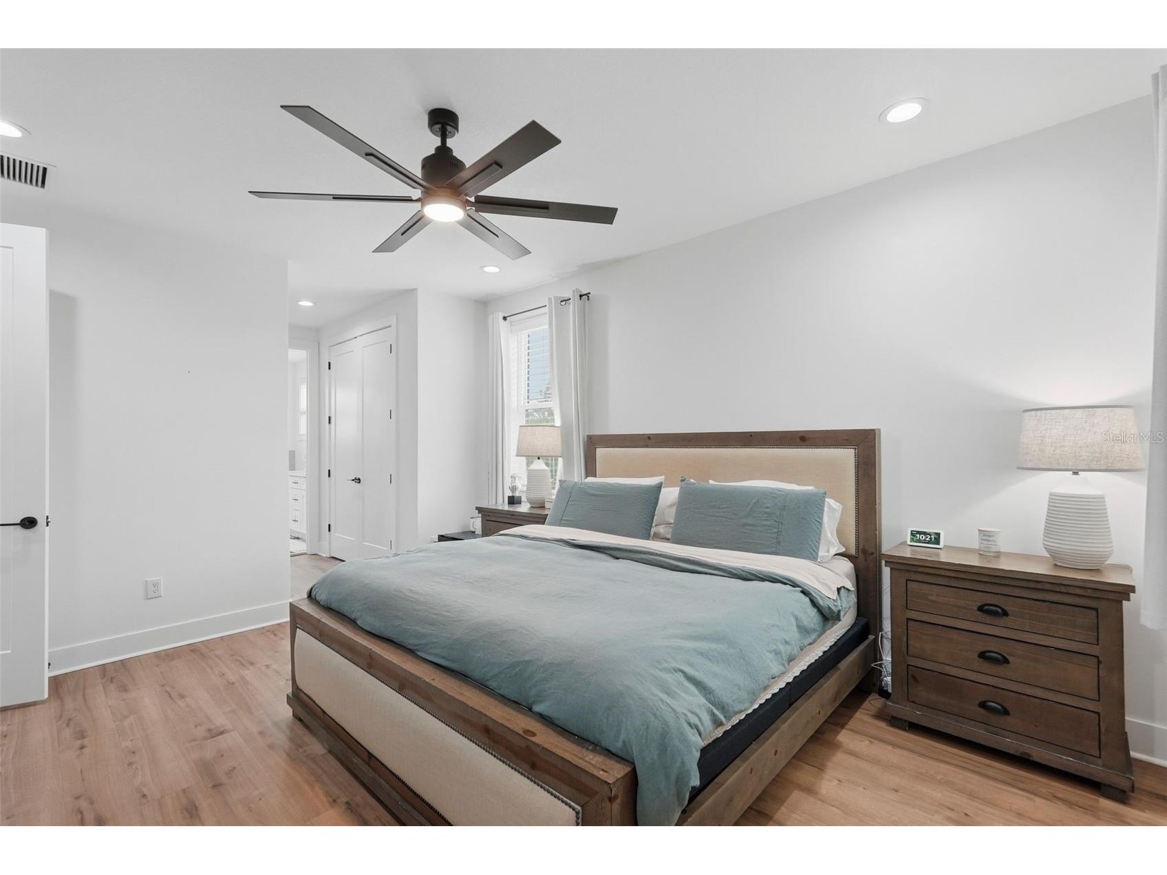 1727 Maryland Avenue NE Saint Petersburg FL 33703 TB8513425 image20