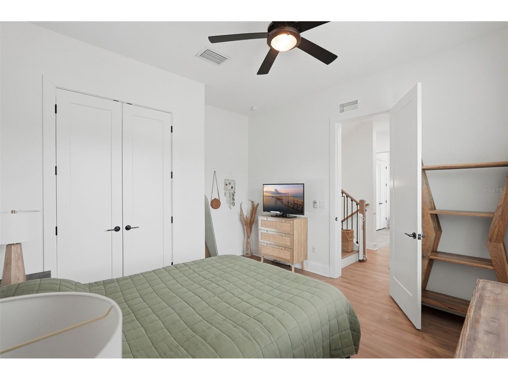 1727 Maryland Avenue NE Saint Petersburg FL 33703 TB8513425 image34