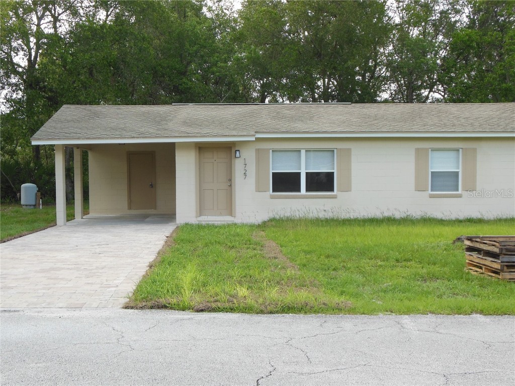 1727 Pine Avenue Deland FL 32724 V4930431 image1
