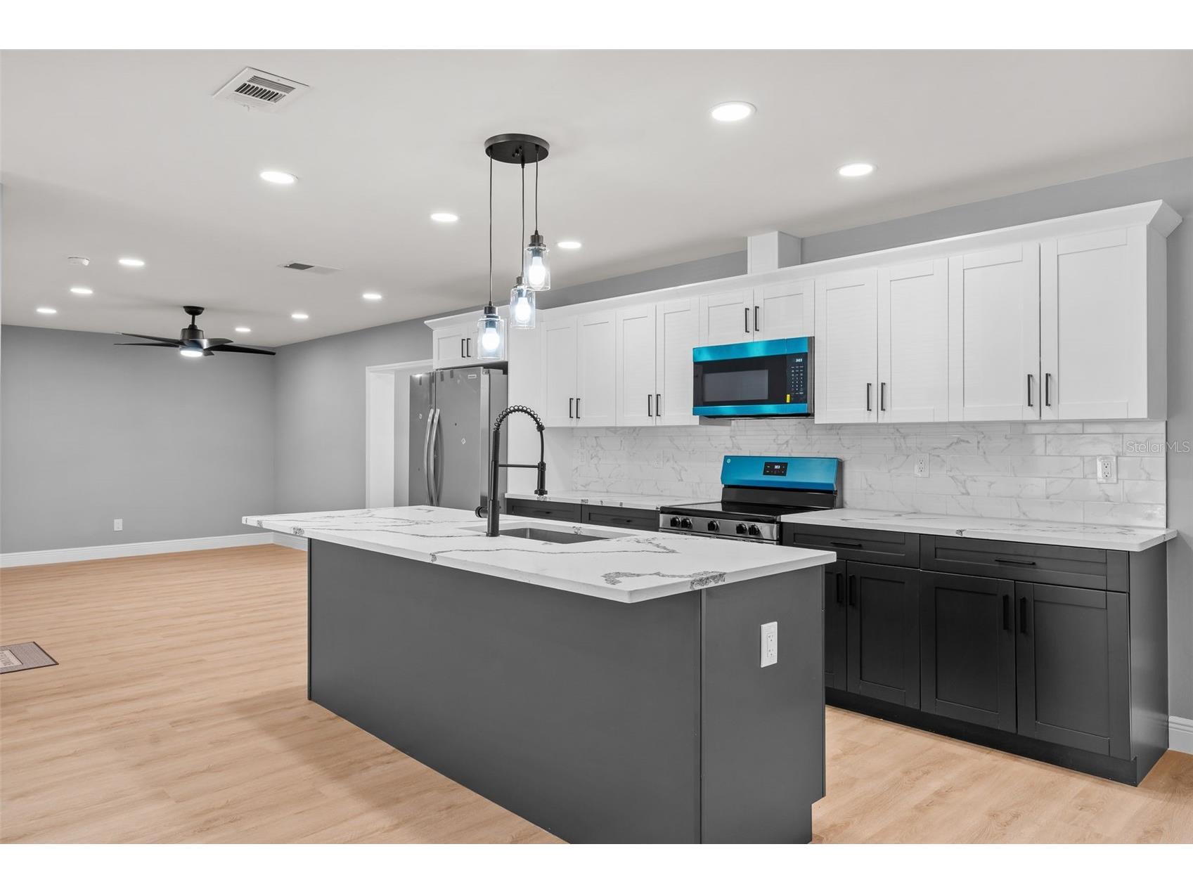 1727 Tallowtree Circle Valrico FL 33594 TB8517065 image9