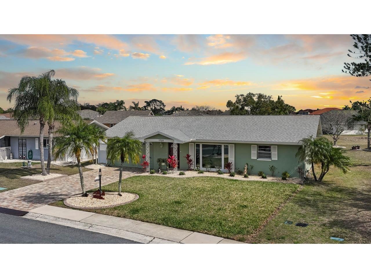 1728 Coco Palm Circle Sun City Center FL 33573 TB8482594 image32