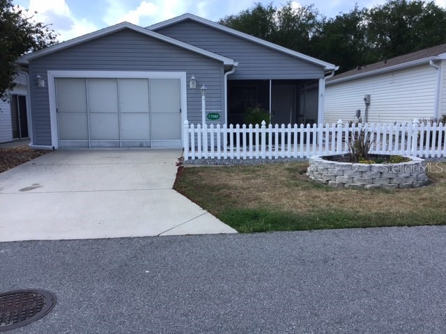 17282 SE 93rd Heyward Avenue The Villages FL 32162 G5067311 image1