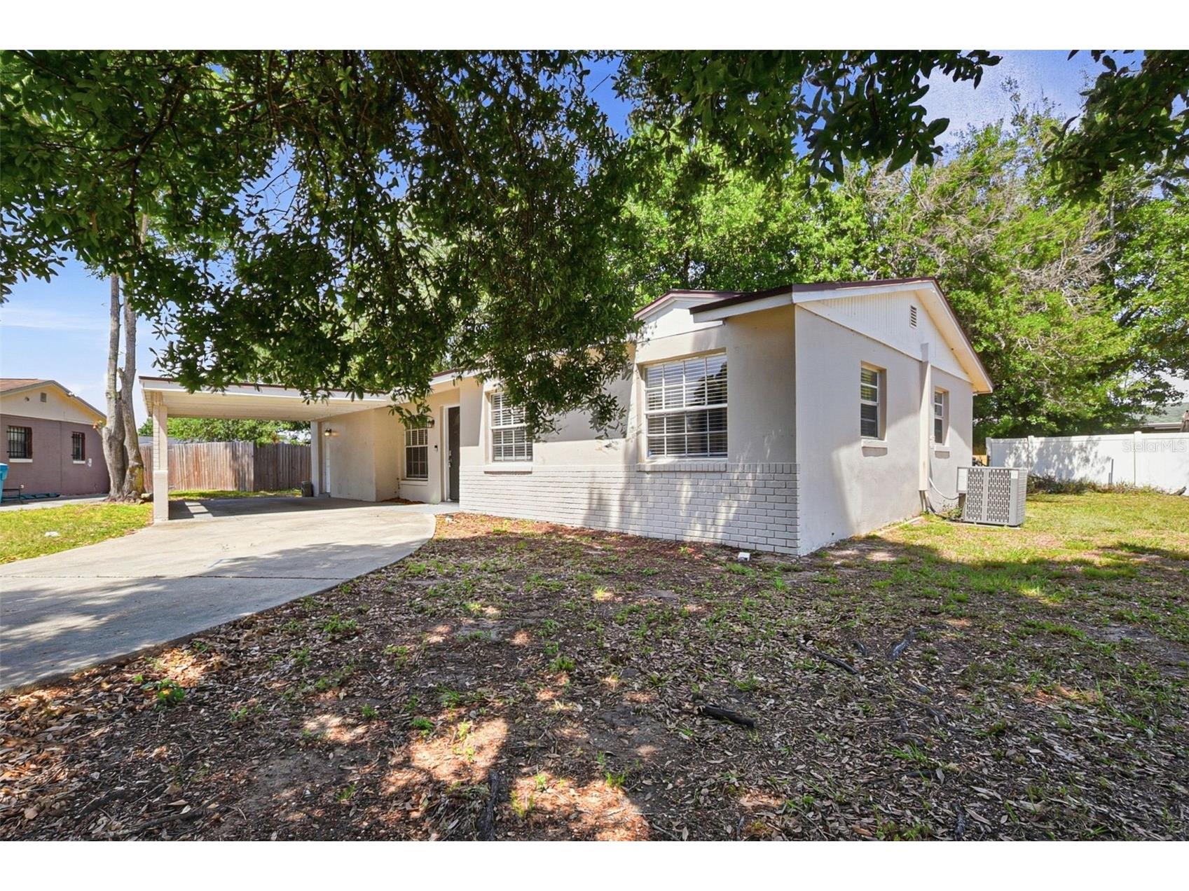 1729 Flores Court Orlando FL 32811 O6405516 image1