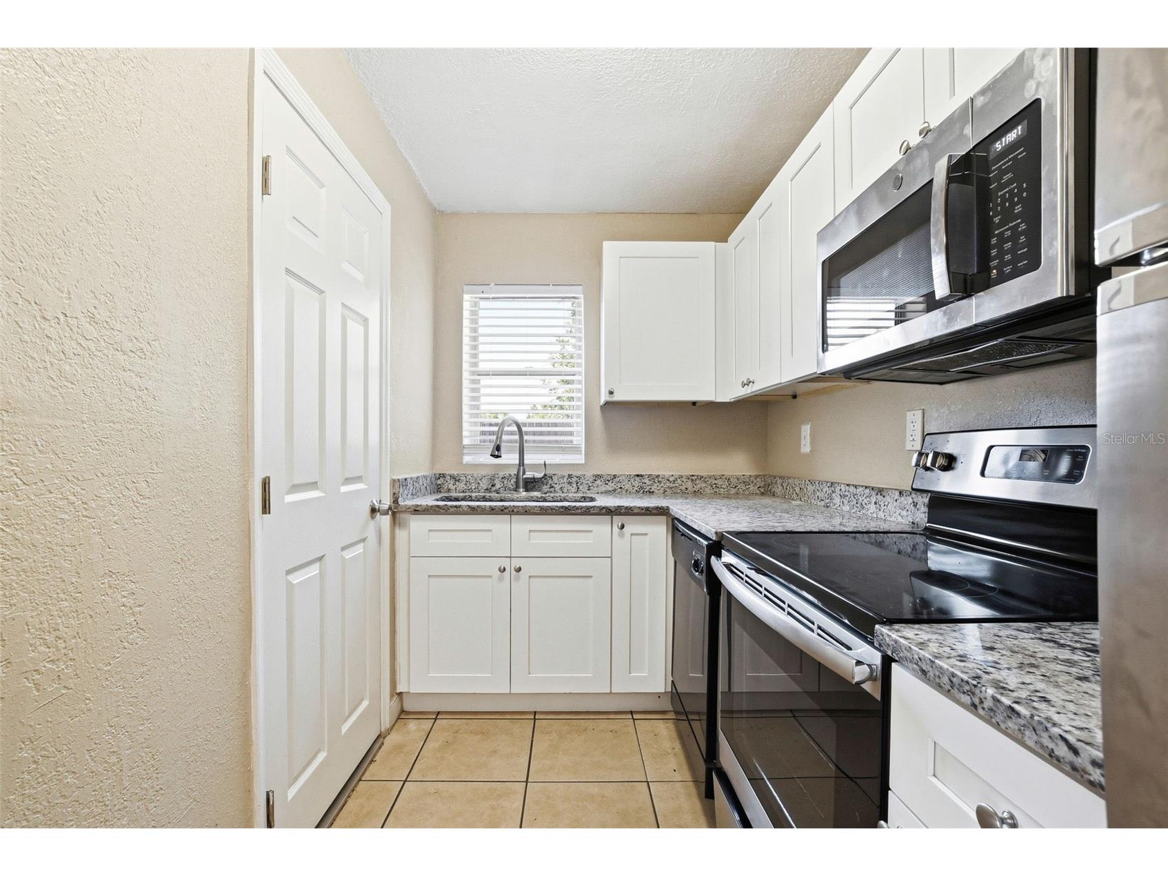 1729 Flores Court Orlando FL 32811 O6405516 image16