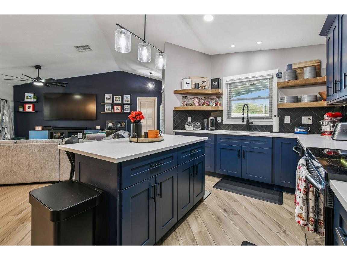 1729 Lake Crest Avenue Brandon FL 33510 TB8458474 image17