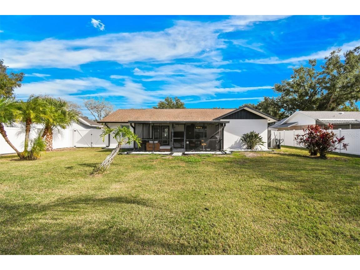 1729 Lake Crest Avenue Brandon FL 33510 TB8458474 image2