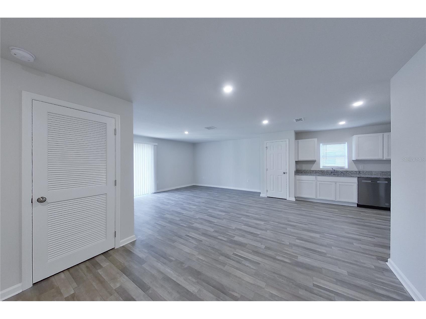 1729 Nebraska Loop Sumterville FL 33585 O6405266 image3